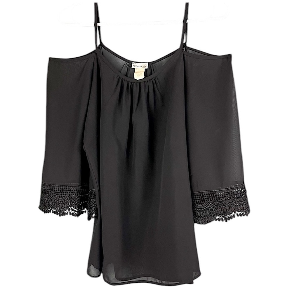 New Mode USA black cold shoulder top
